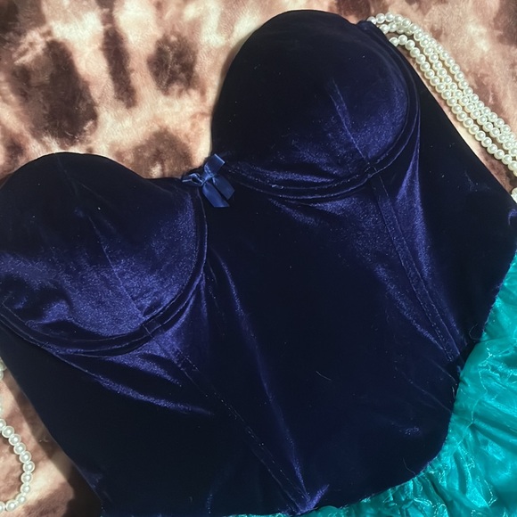 Dolls Kill Ariel Costume - Picture 2 of 14